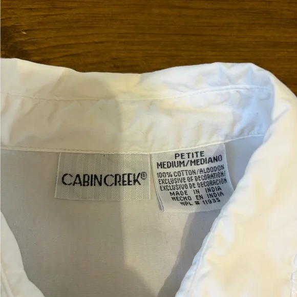 Cabin Creek White Button-Up Shirt, tea party embroidered detail, lace collar - Picture 3 of 13